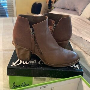 Sam Edelman Macon bootie tan size 9